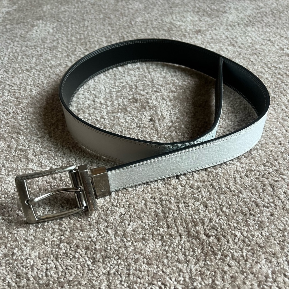 VTG 00’s Nike White Leather Mens Belt
